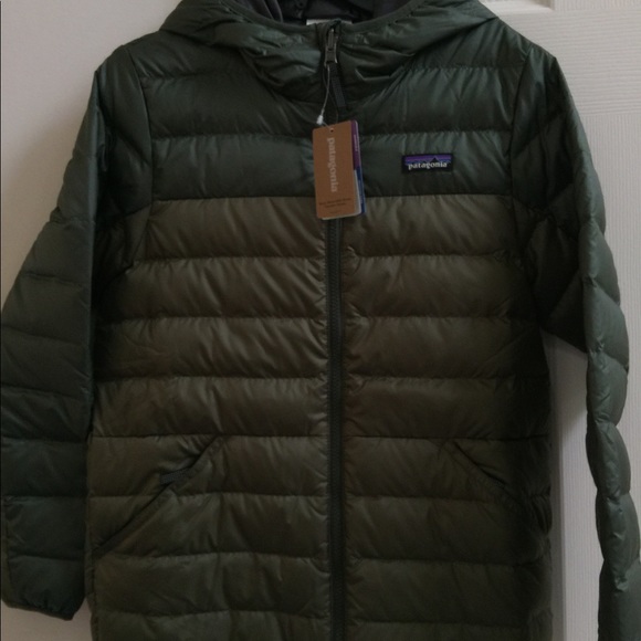 Patagonia Youth Big boy Reversible Down Jacket - Picture 5 of 9